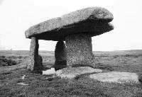 Lanyon Quoit dolmen, Cornwall (Photo: June 1991)